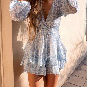 Ruffle dress with undershorts; W:26”; L:33”